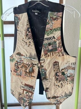 Adia Tapestry Travel Map Vest in Cream, Brown, Green, Blue